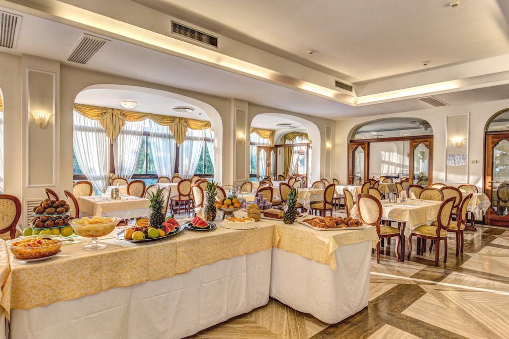 Grand Hotel Hermitage Sant'Agata sui due Golfi Exterior photo