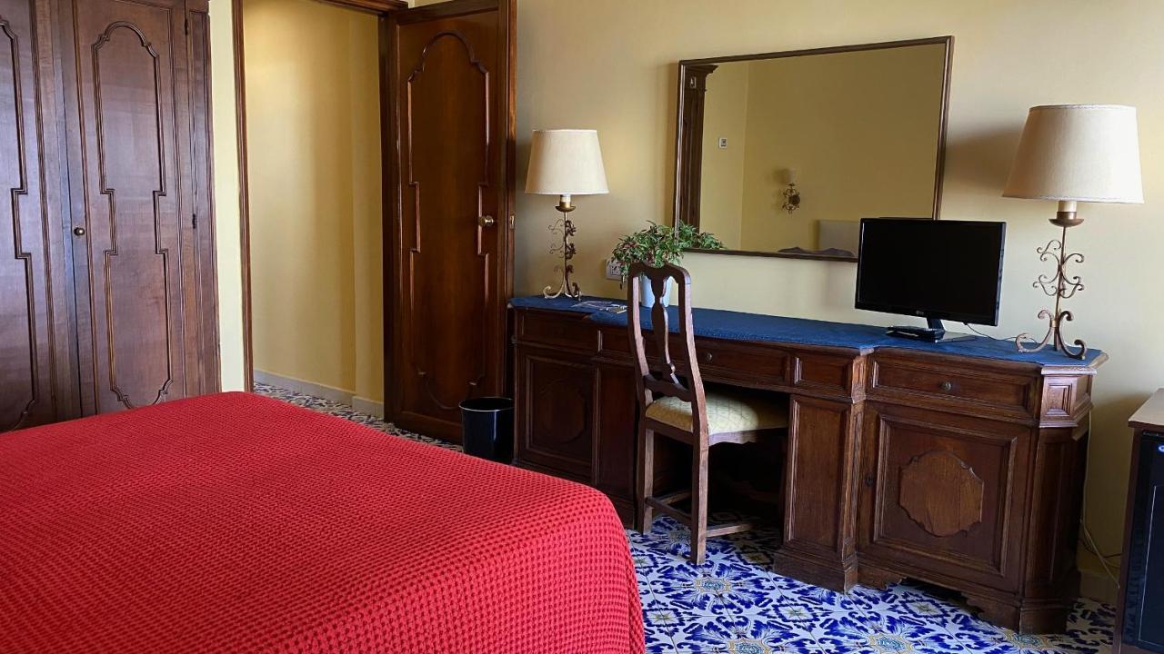 Grand Hotel Hermitage Sant'Agata sui due Golfi Exterior photo