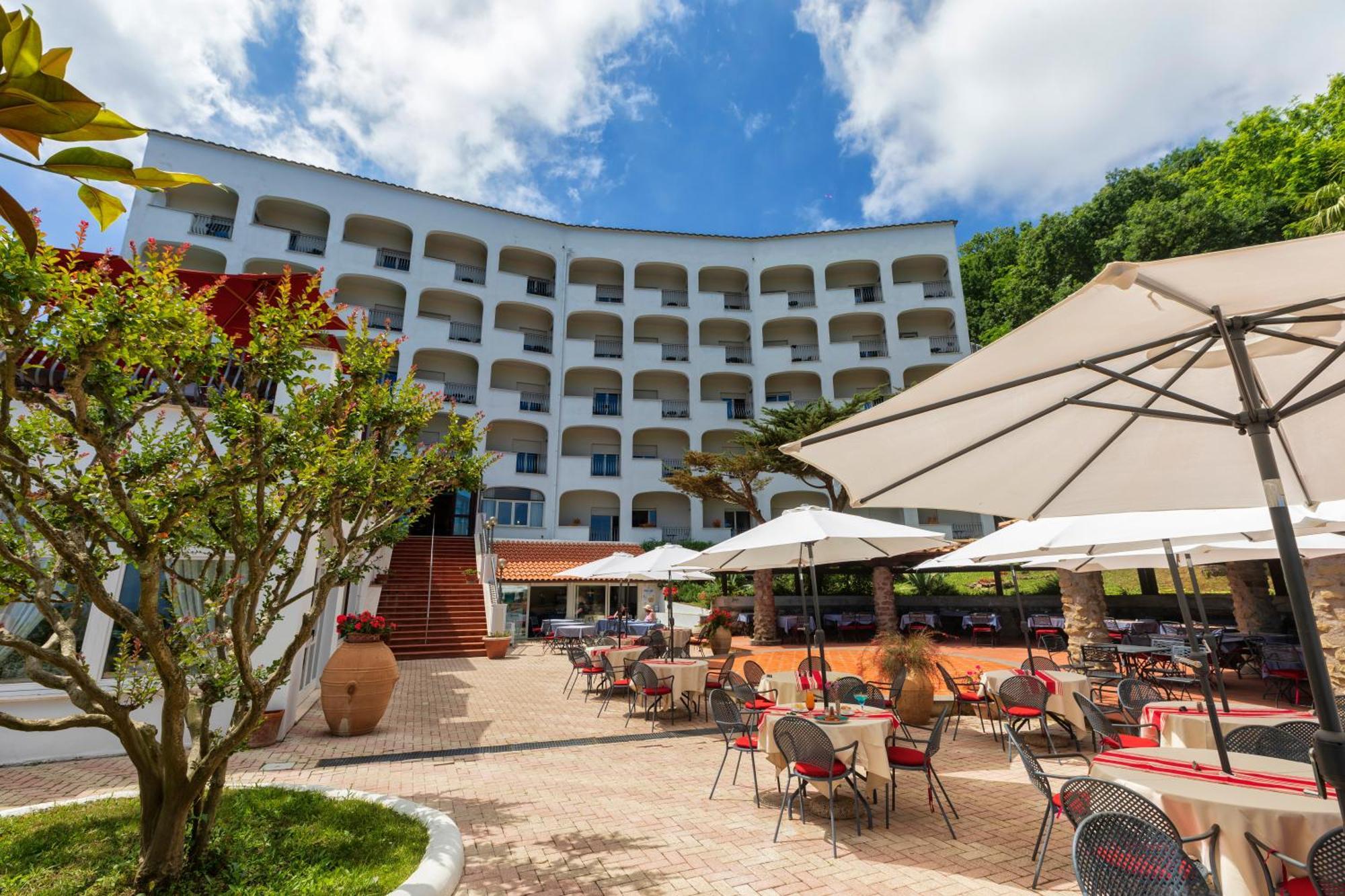 Grand Hotel Hermitage Sant'Agata sui due Golfi Exterior photo