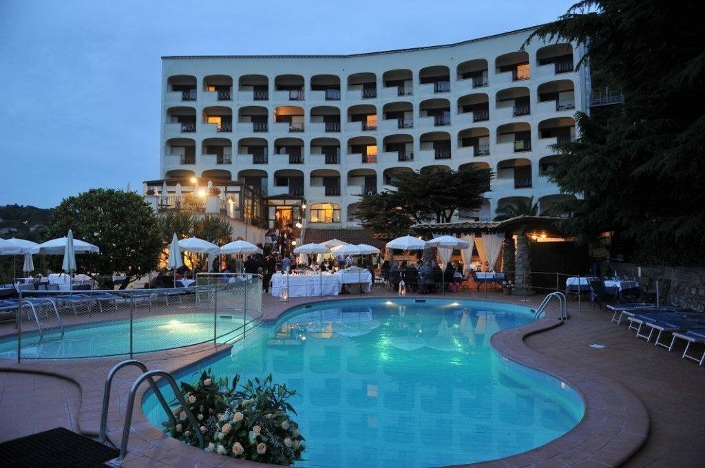 Grand Hotel Hermitage Sant'Agata sui due Golfi Exterior photo